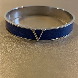 Vince Camuto bangle bracelet